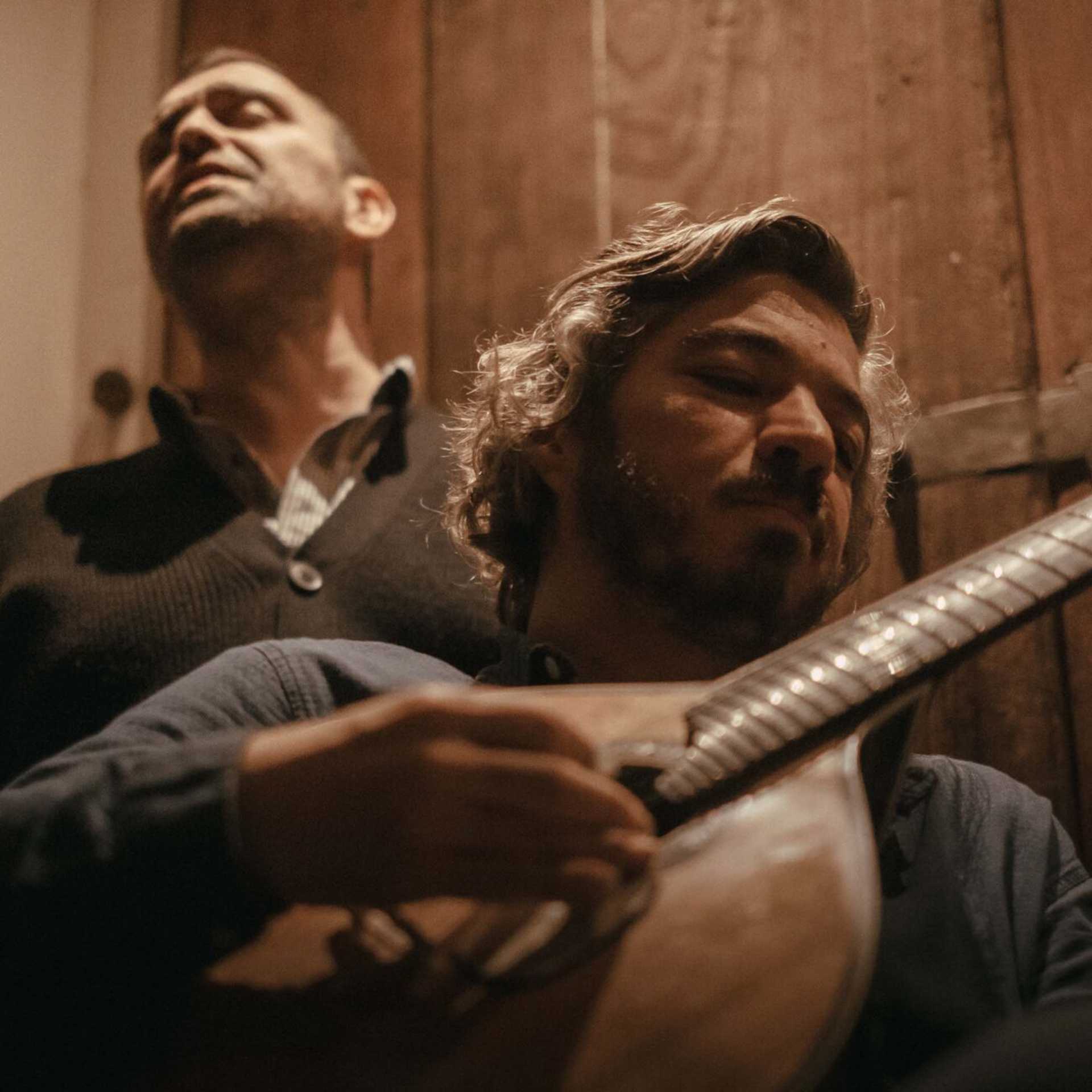 Grande Noite de Fados na Mesa de Frades em Alfama